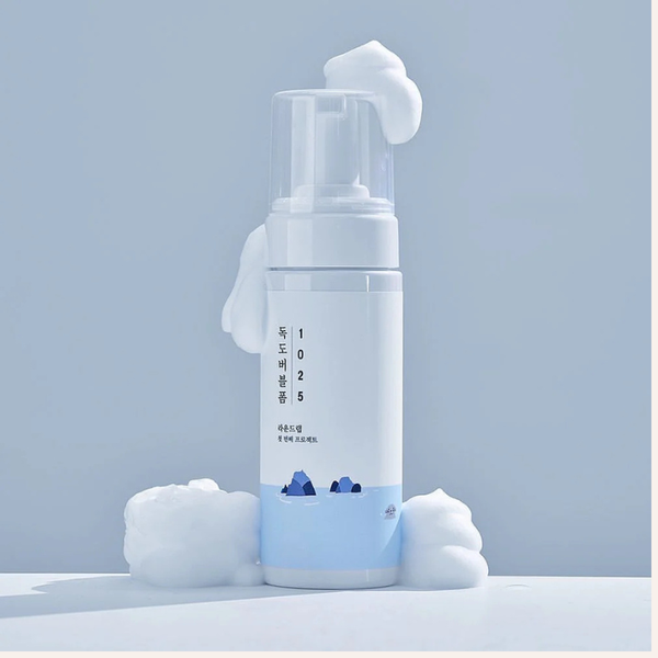 Mousse nettoyante Round Lab 1025 Dokdo Bubble Foam 150ml skincare coréenne Joia